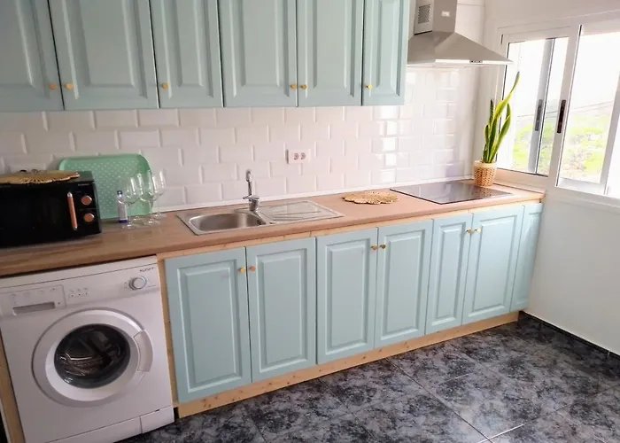 Mary San Miguel de Abona