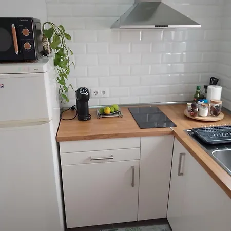 Mary * 圣米格尔德阿沃纳